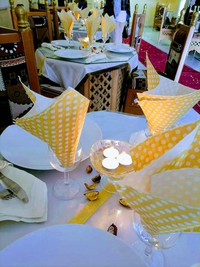 Hotel Saheb Ettabaa Tunis Zewnętrze zdjęcie