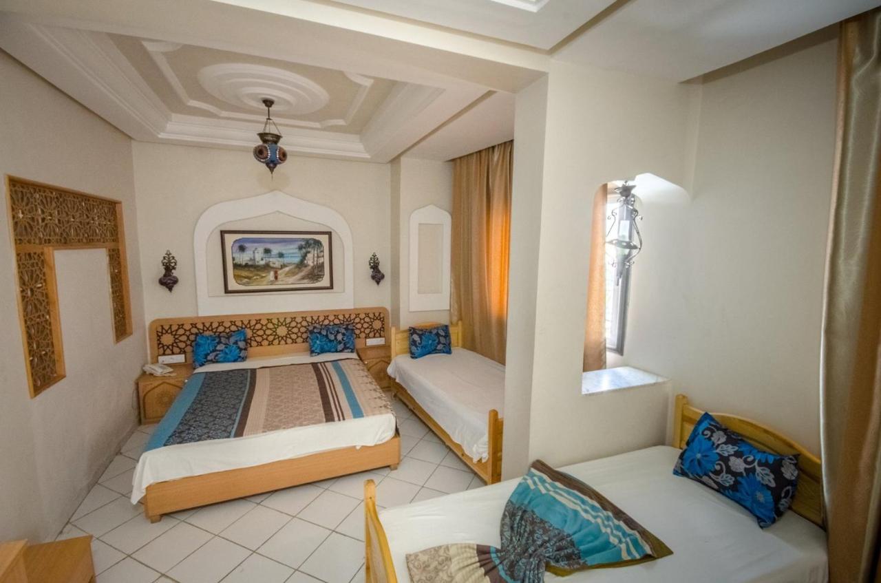 Hotel Saheb Ettabaa Tunis Zewnętrze zdjęcie