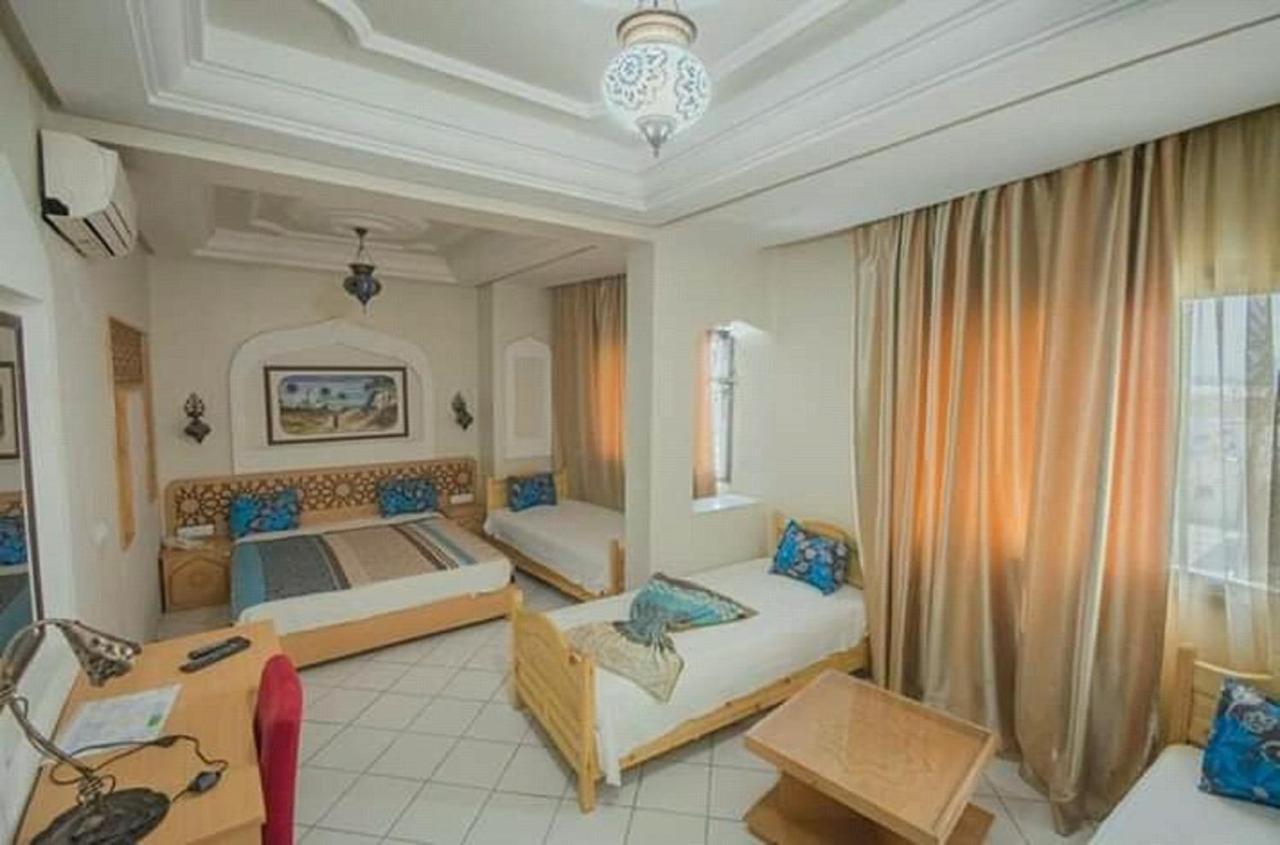 Hotel Saheb Ettabaa Tunis Zewnętrze zdjęcie